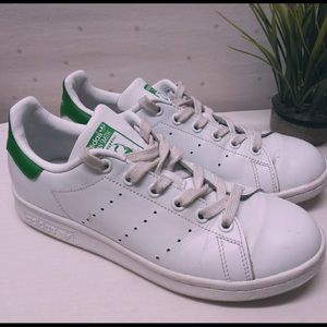 stan smith sneakers